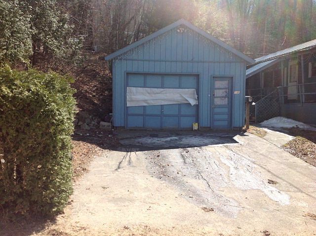 1st image of 146 Petrova Ave