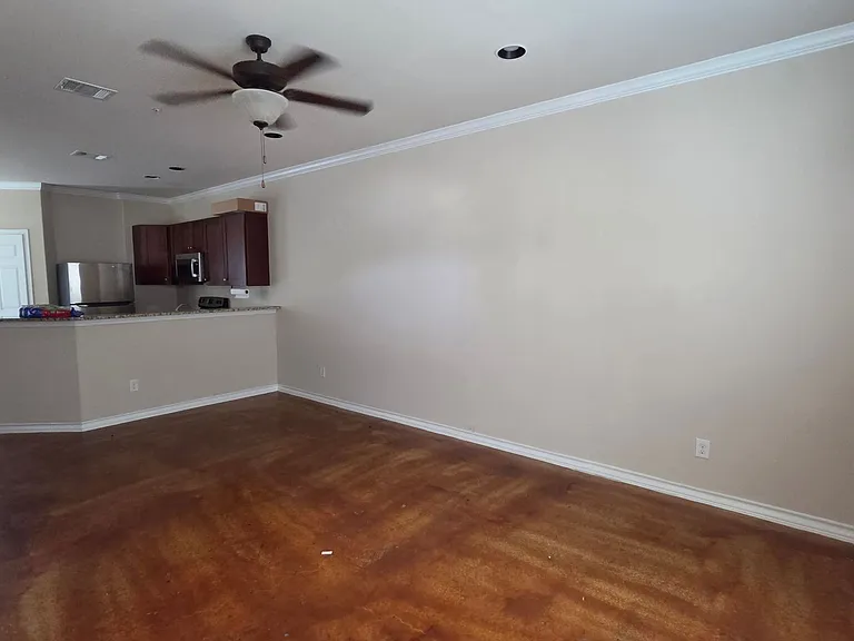 610 Meadow Arbor Ln #2 — Photo 2