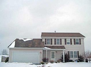 26 Delaney Dr, West Henrietta, NY 14586