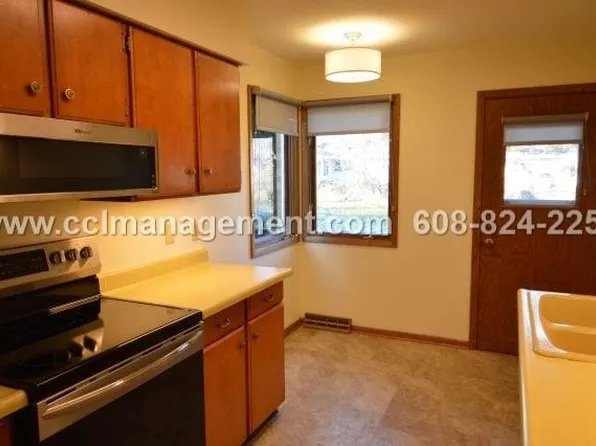 6314 Offshore Dr, Madison, WI 53705