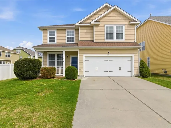 1414 Charlotte St, Elizabeth City, NC 27909