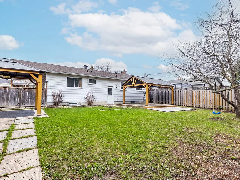 1542 Saint Georges St #B — Photo 18