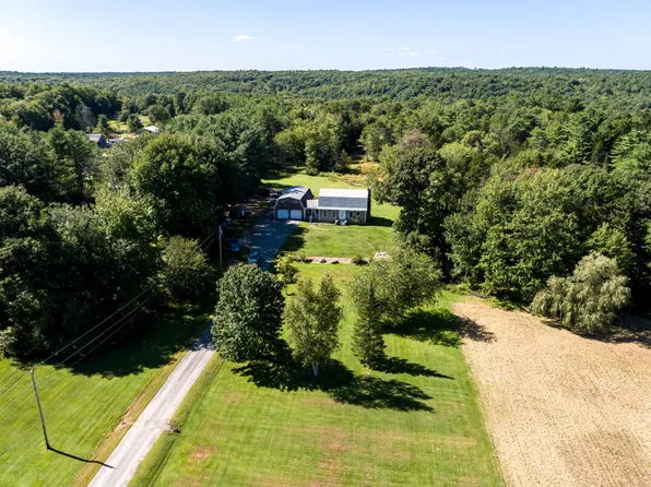 1706 Augusta Road, Bowdoin, ME 04287