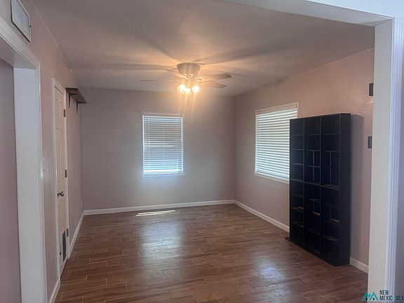 2nd image of 514 S 6th St