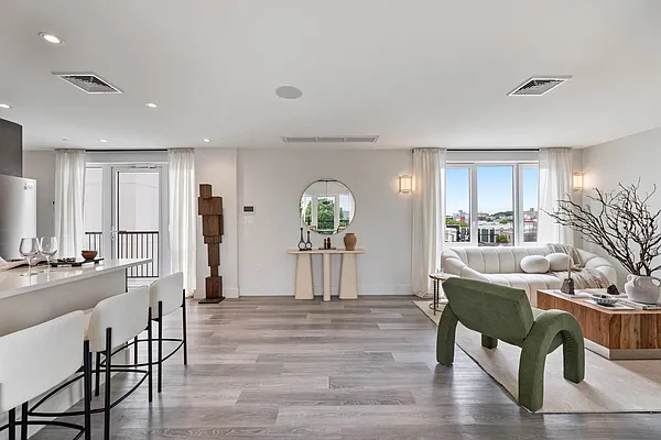 Rented by ERNY LLC | media 13