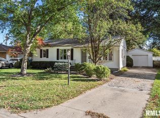 12 Bob O Link Dr, Springfield, IL 62702