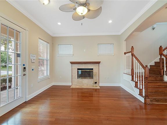 5th image of 1545 Indiana Ave #0