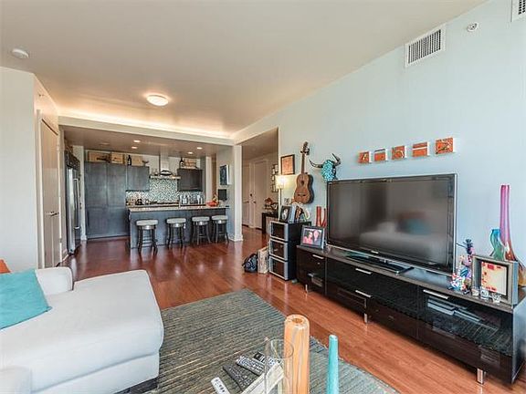 4th image of 210 Lee Barton Dr Unit 313