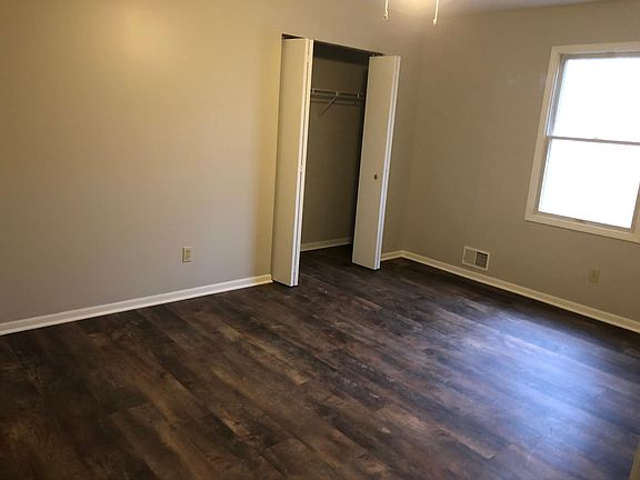 2nd image of 743 Center St W #B