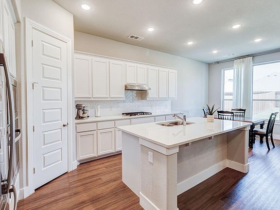 3rd image of 4118 Rush Dr