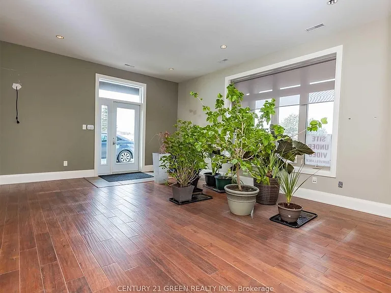 935689 Airport Rd — Photo 21