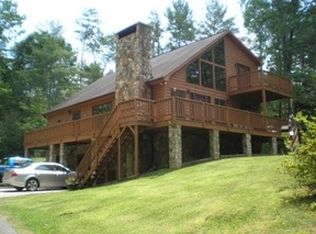3260 Spring Hollow Dr, Lenoir, NC 28645