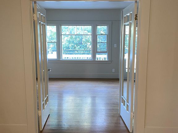 5th image of 2118 L St #3