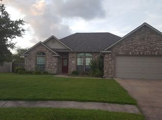115 Dove Trl, Richwood, TX 77531