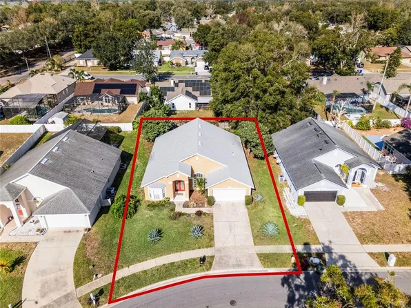 2196 Eh Pounds Dr, Ocoee, FL 34761