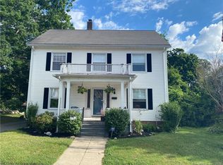 30 Wesley St, Ansonia, CT 06401