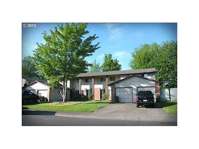 1666 Del Rio Ave SE APT A photo 1