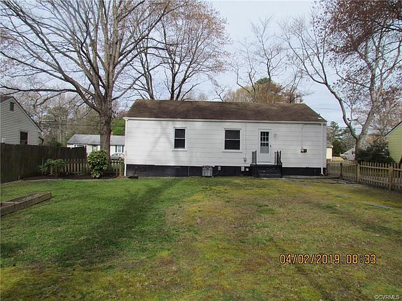 3rd image of 931 Barlen Dr