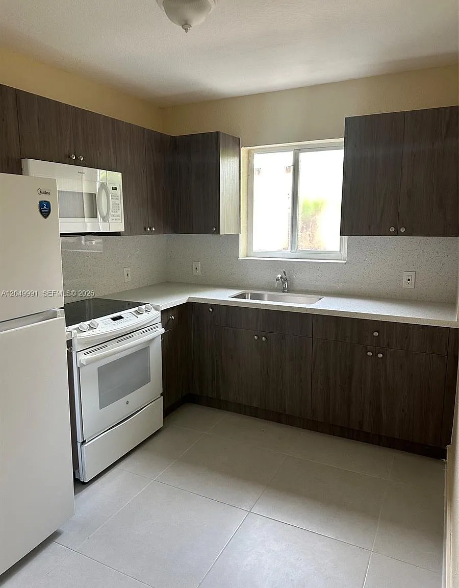Bay Vista Park Amd Pl — Photo 2