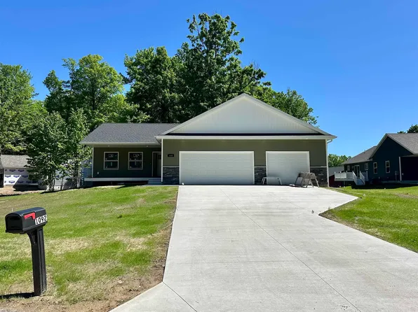 1092 Birmley Estates Dr, Traverse City, MI 49696