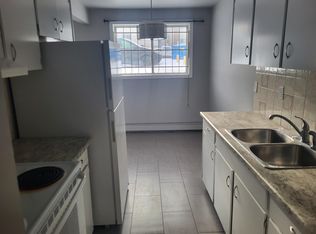 10715 84th Ave NW #103, Edmonton, AB