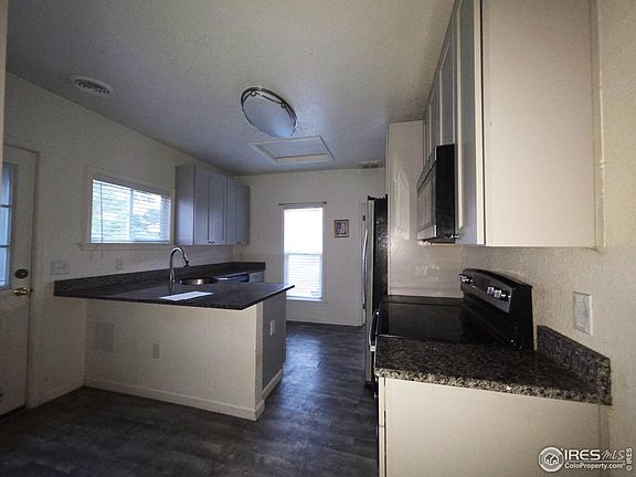 4th image of 523 Chestnut St