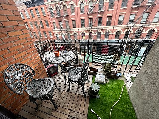1st image of 328 W 11th St #3C