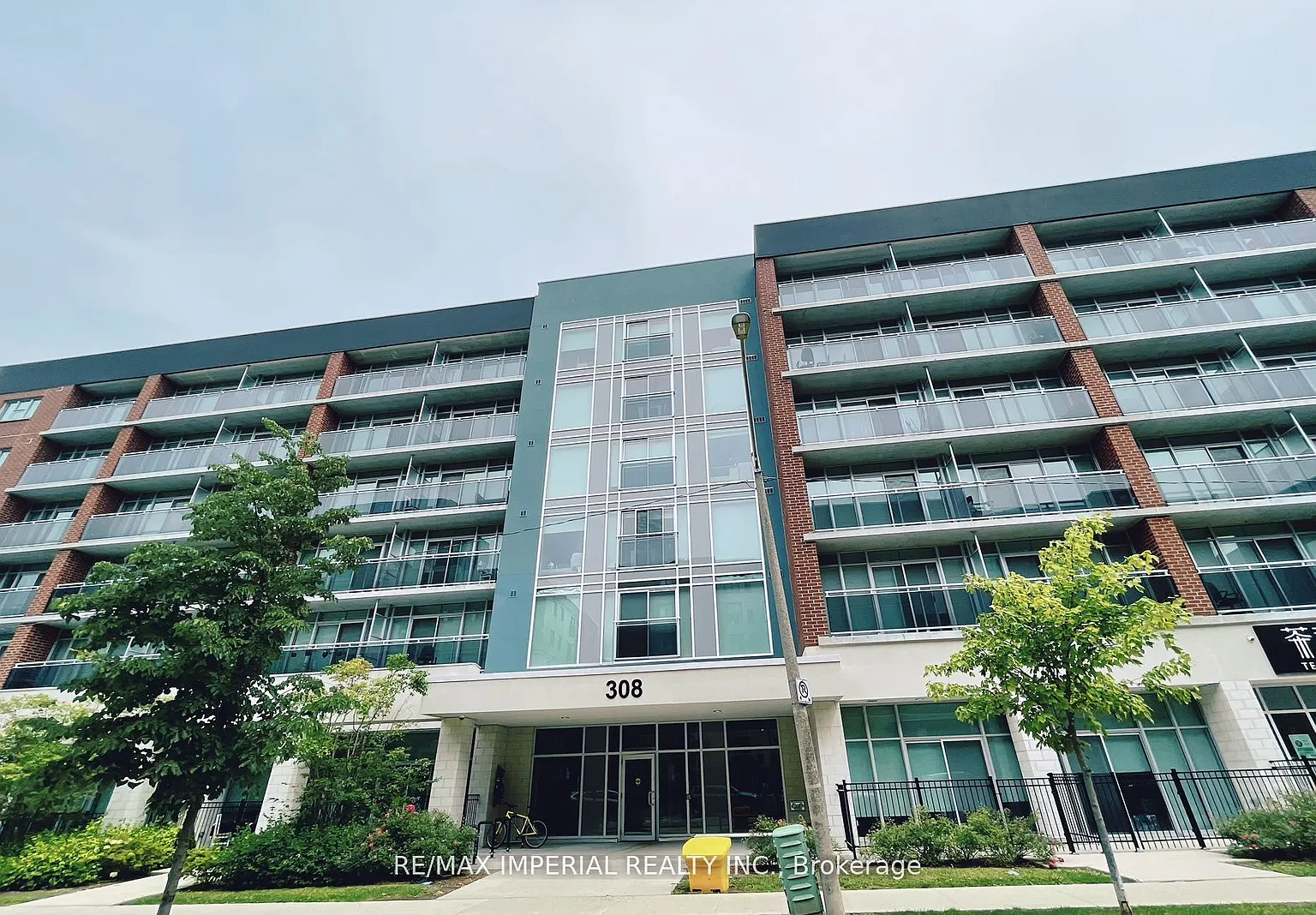 308 Lester St #210 photo 1