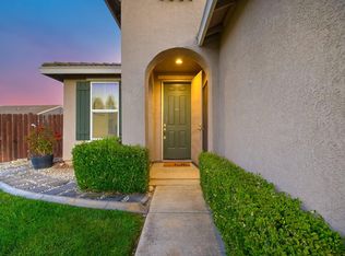 422 Union Pacific Ct, Rio Linda, CA 95673