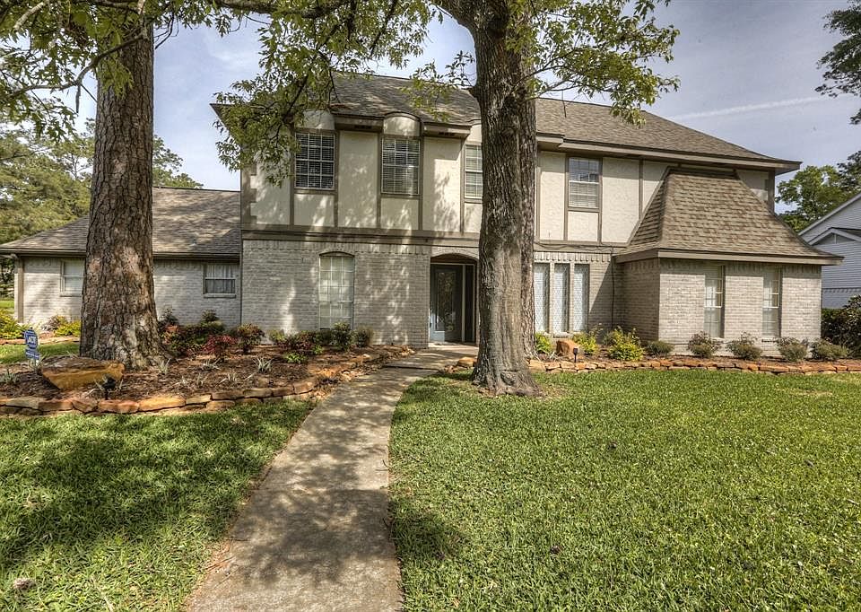 1st image of 8003 Pine Green Ln