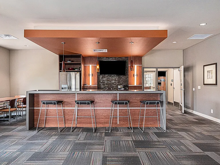 Pine Tree Apartments — Photo 6