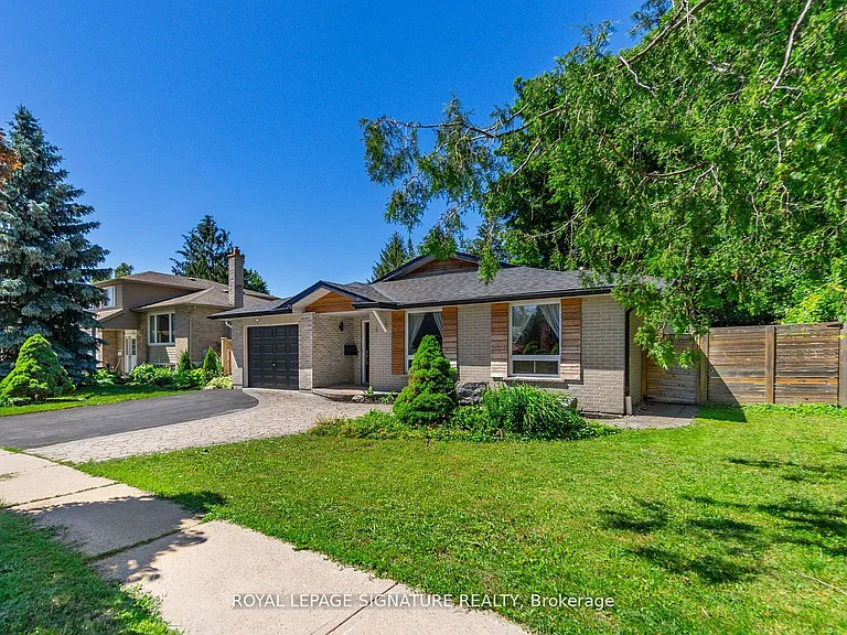 4 Patricia Ave #UPPER — Photo 4