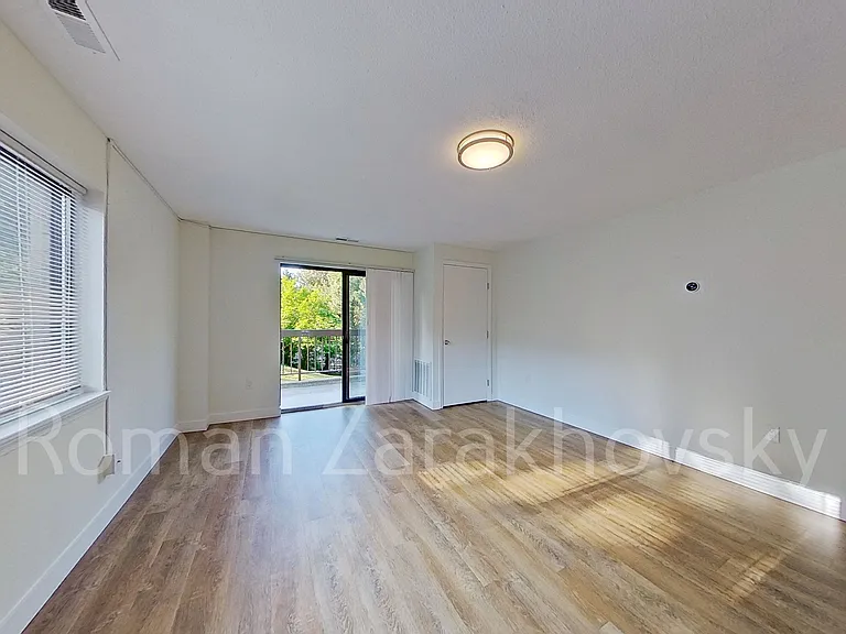 16 Webster Ave #1 — Photo 3
