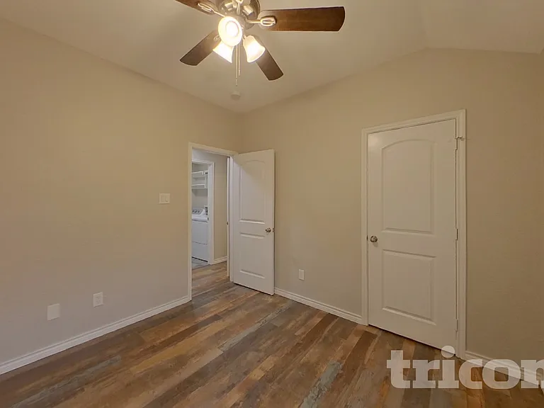 157 Spring Hollow Dr — Photo 12