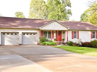 3777 Libertys Run Dr, Sophia, NC 27350