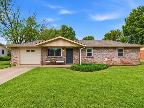 1104 Daline St, Springdale, AR 72762