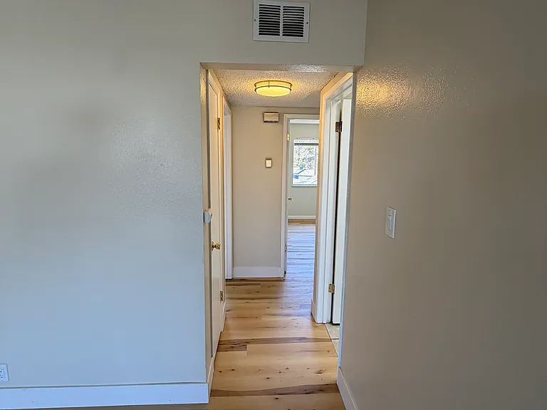 21 Lewis Ave #7 — Photo 9
