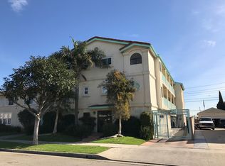 r8812, Los Angeles, CA 90045