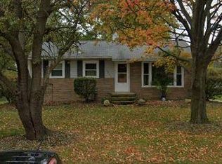 3954 Center Rd, Brunswick, OH 44212