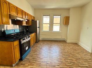 8843 26th Ave #3R, Brooklyn, NY 11214