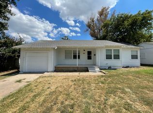 1609 S 15th St, Chickasha, OK 73018