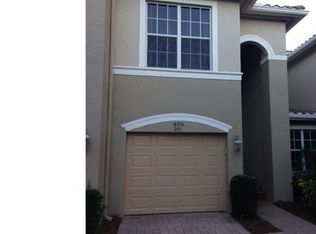 18910 Bay Woods Lake Dr APT 201, Fort Myers, FL 33908
