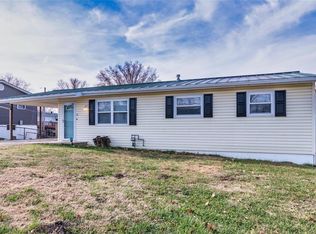 815 Old State Rd S, Pevely, MO 63070