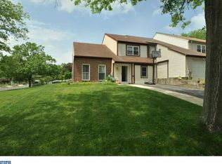2 Jack Ladder Cir, Horsham, PA 19044