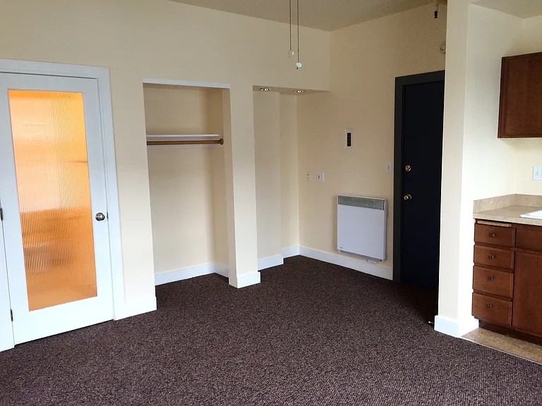 Washington Plaza Apartments — Photo 18