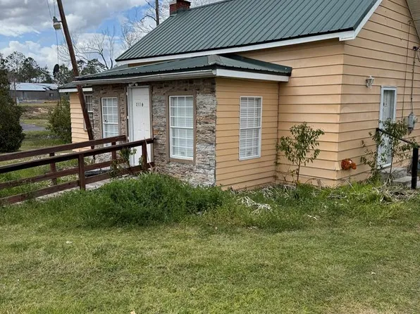 217 Jackson St, Douglas, GA 31533