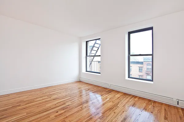 Rented by Bold Marketing | media 9