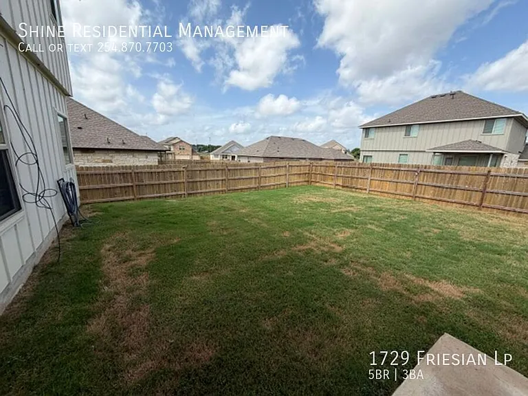 1729 Friesian Loop — Photo 63