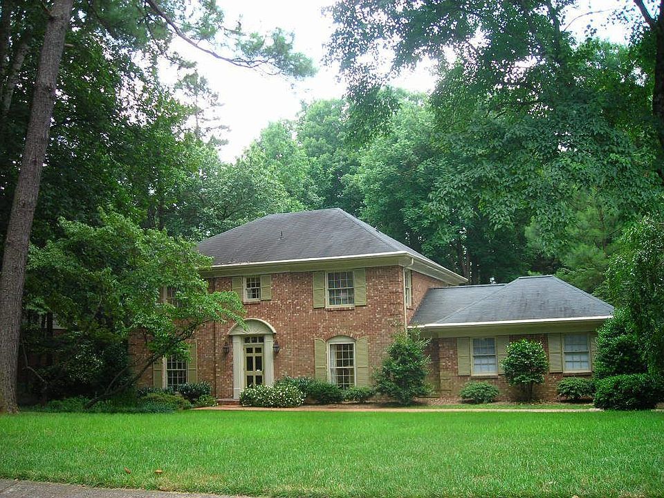 Traditional Georgian 