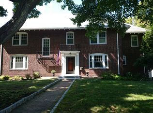 99 Grayfield Ave, West Roxbury, MA 02132